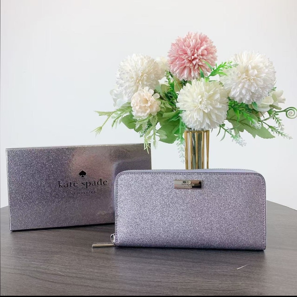 NWT Kate Spade Kenzie Boxed Lg Silver Continental Wallet (Retail $249)